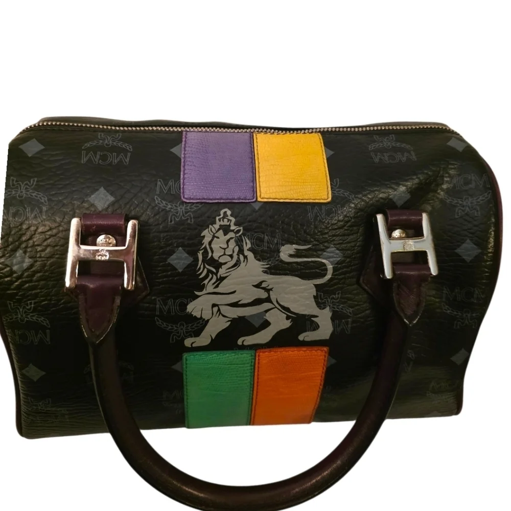 Rare Vintage MCM München Lion Satchel w/ 2006 Auth Card | Collectors Piece